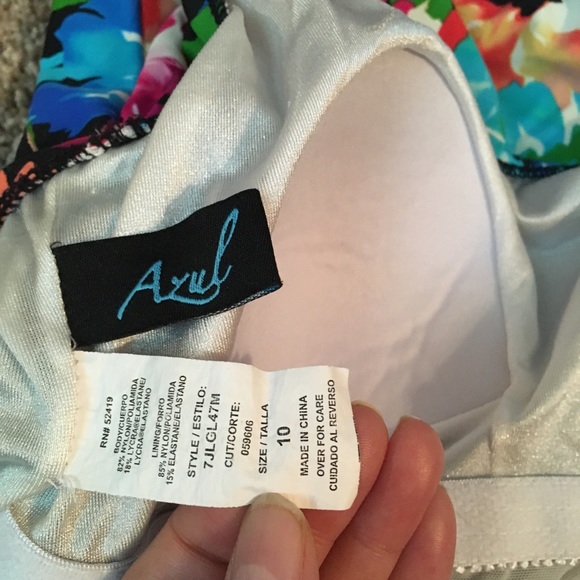 Azul by Maxine of Hollywood
Tropical Print One Piece Faux Swim Skirtini
Size 10 - Picture 11 of 16